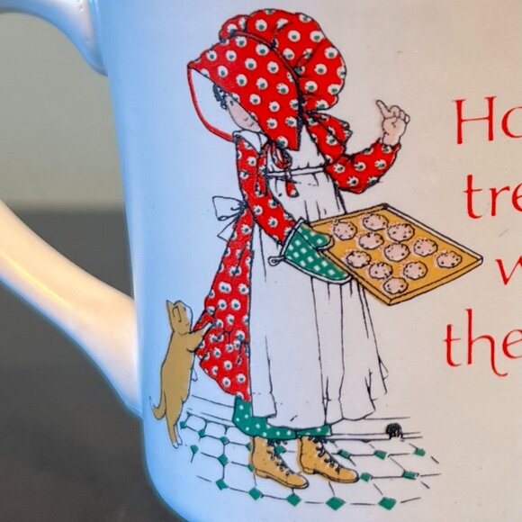 Vtg HOLLY HOBBIE A Christmas Keepsake ~ Designers Collection Stoneware Mug 1980 - Picture 7 of 12